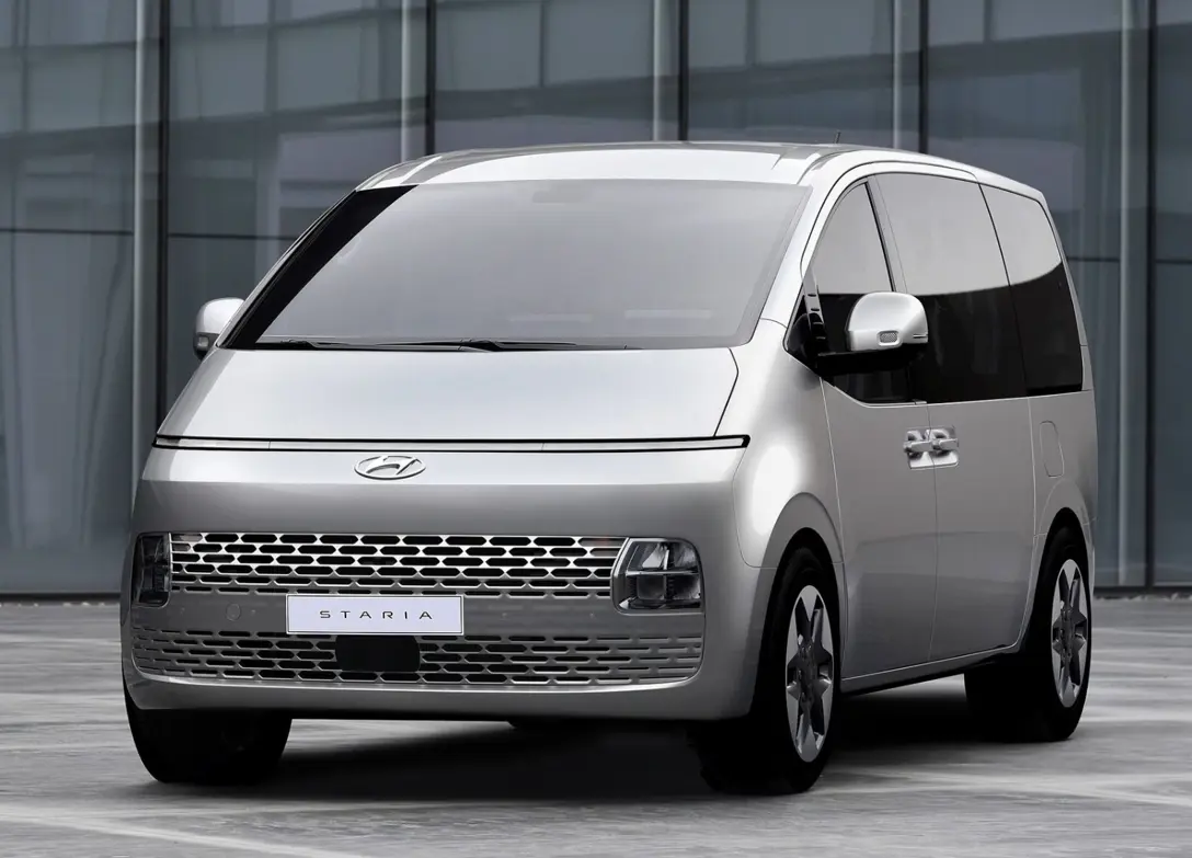 1679974-Hyundai-Staria-2023-04.jpg