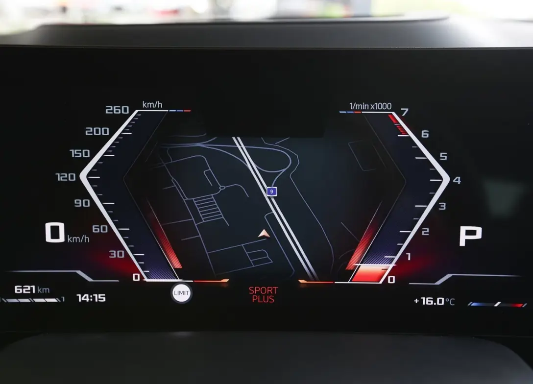 1692217-BMW-X6-2024-06.jpg