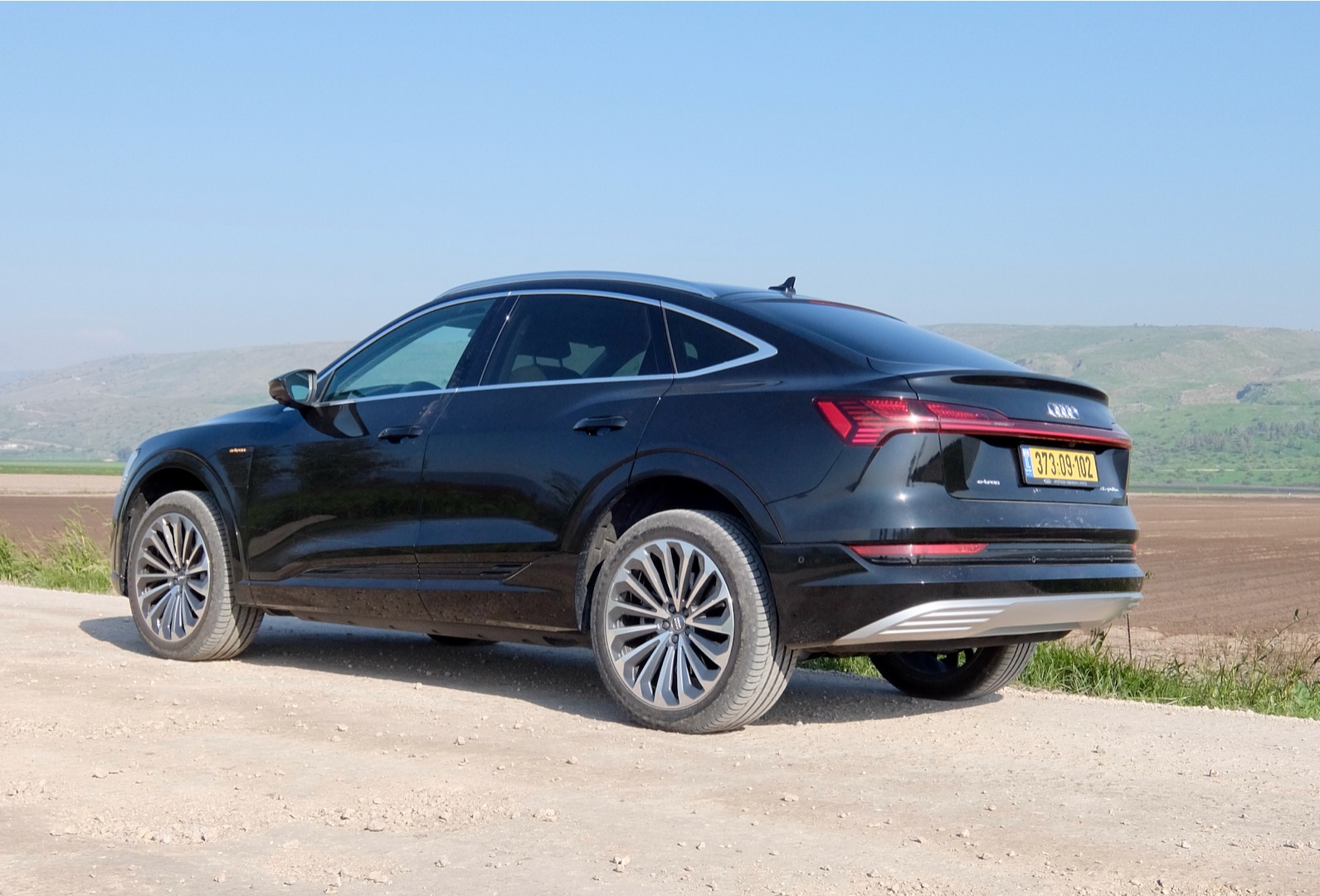 1678562-Audi-e-tron-2023-03MA.jpeg