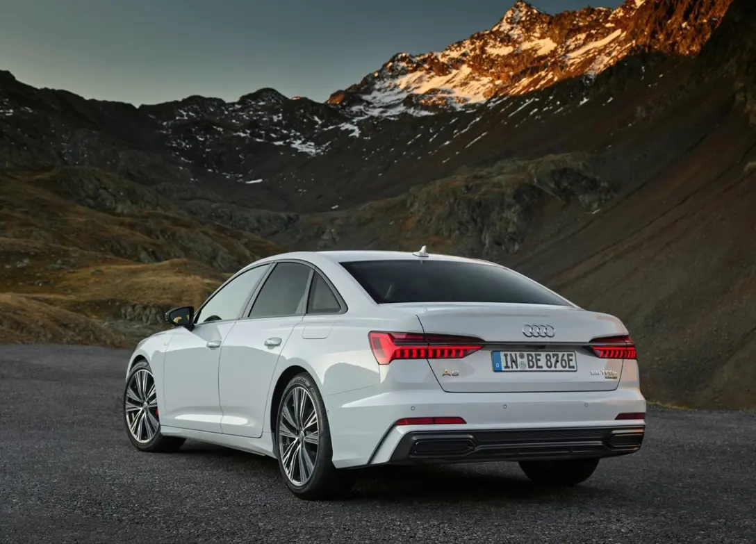 1699919-Audi-A6-2024-000.jpg