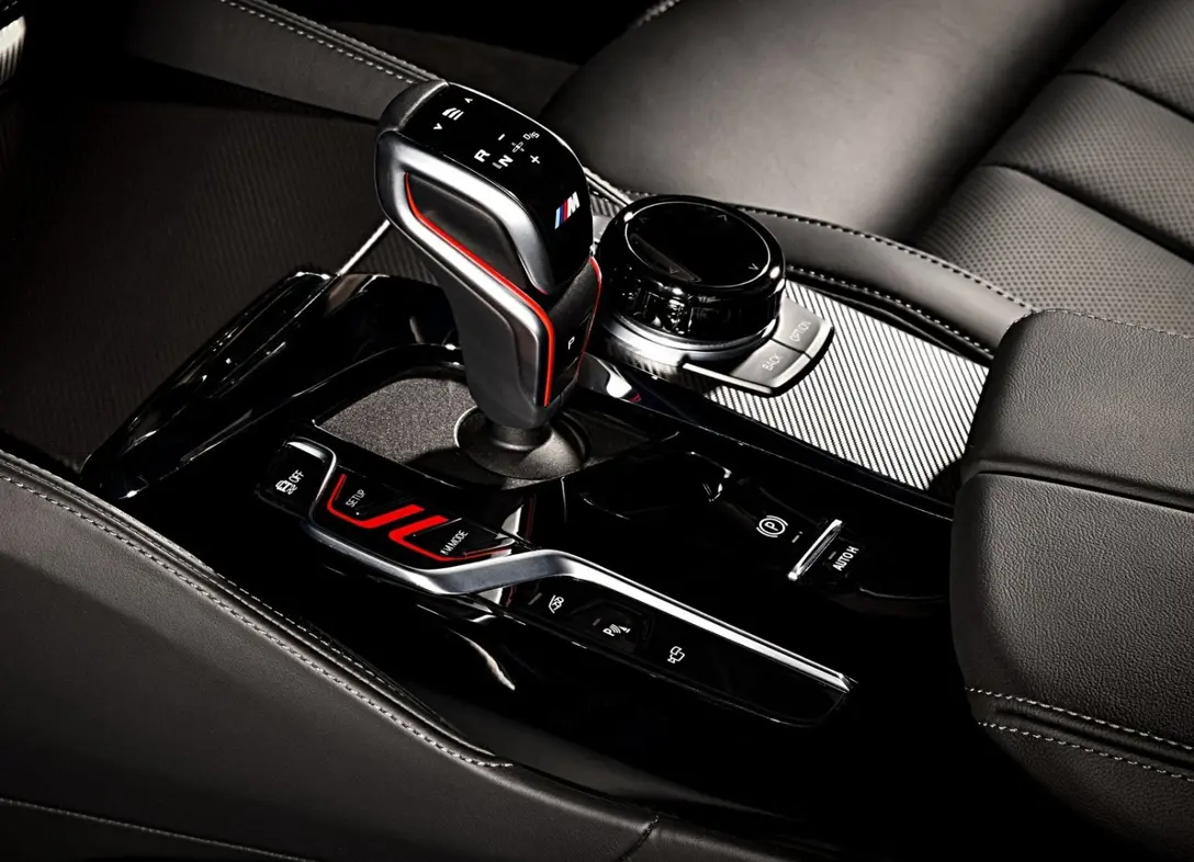 1685719-BMW-M5-2023-17.jpg