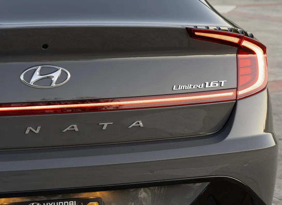 1655574-Hyundai-Sonata-2022-20.jpg