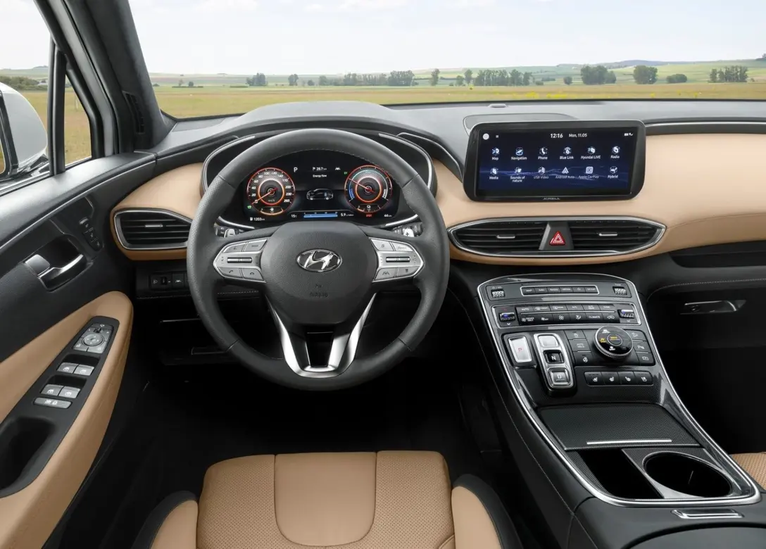 1651840-Hyundai-Santa_Fe-2022-08.jpg