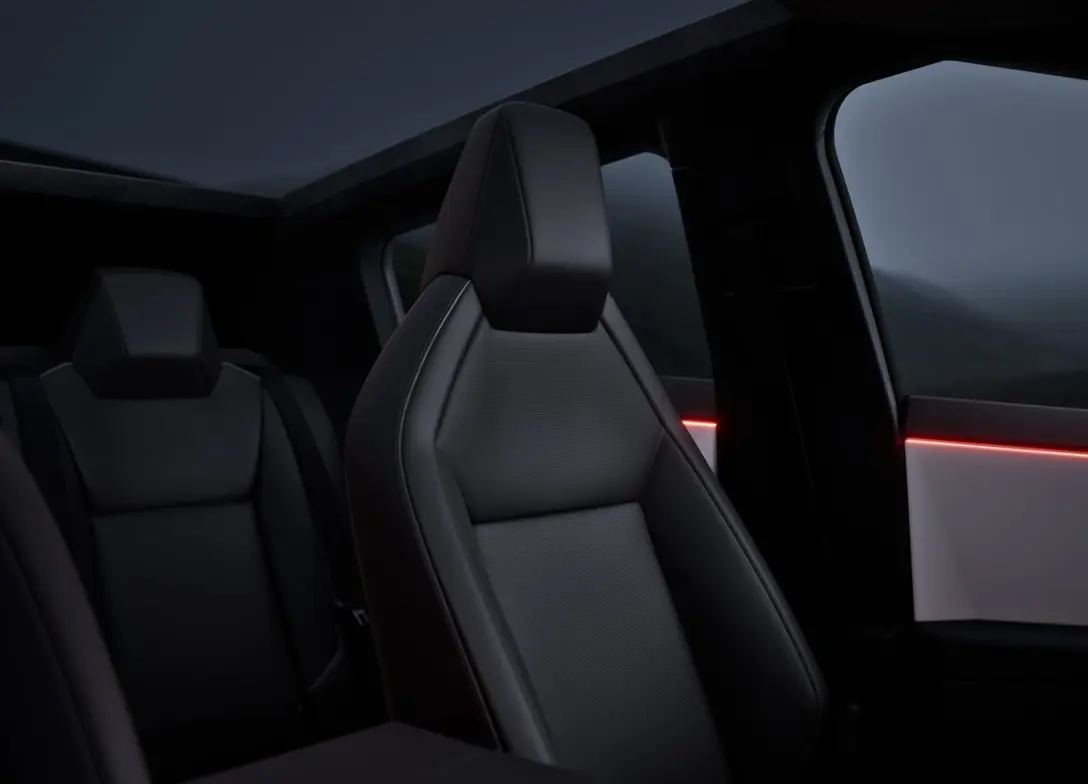 1690705-Tesla-Cybertruck-2024-08.jpg
