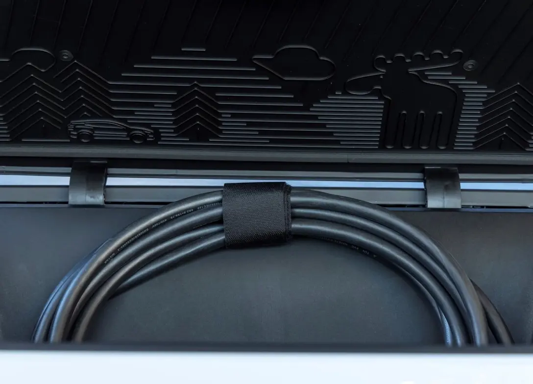 1690889-Volvo-EX30-2024-13.jpg