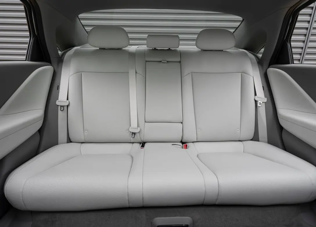 1682087-Hyundai-Ioniq_6-2023-11.jpg