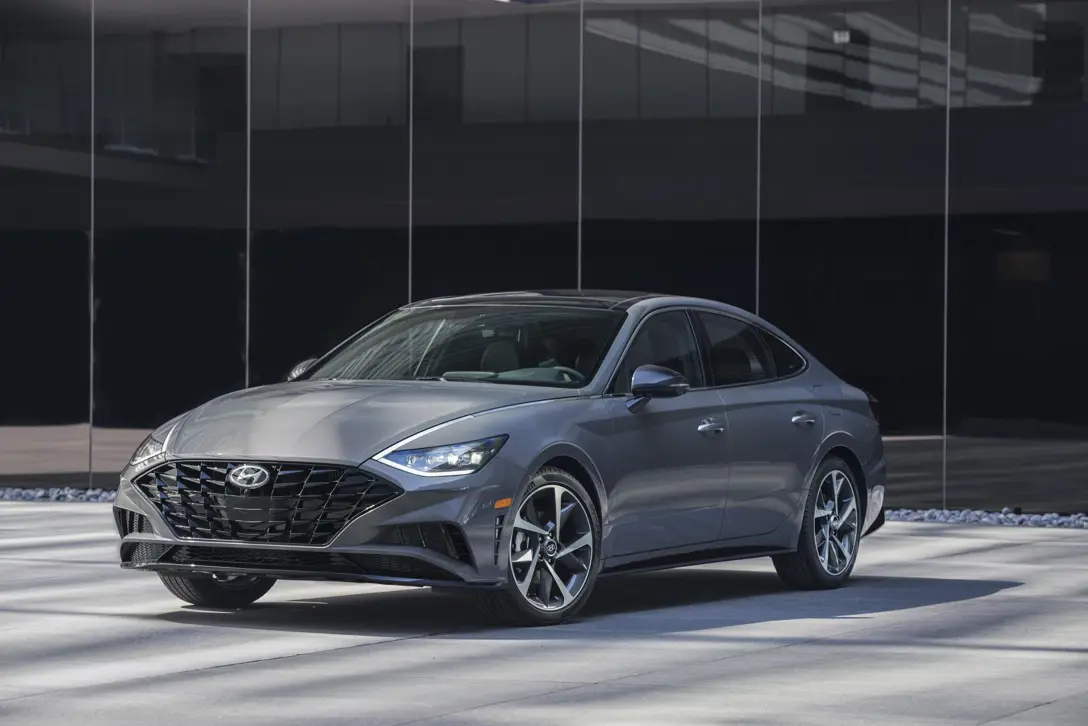 1693491-Hyundai-Sonata-2024-04.jpg