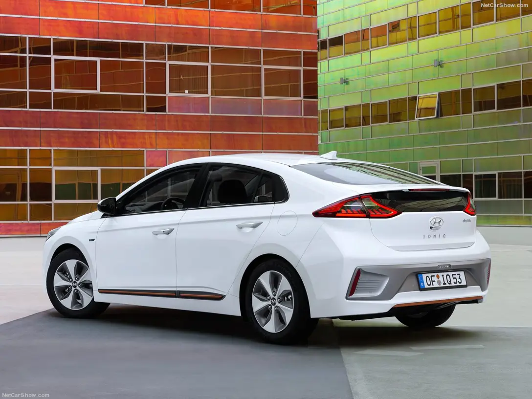 1636232-Hyundai-Ioniq 4.jpg