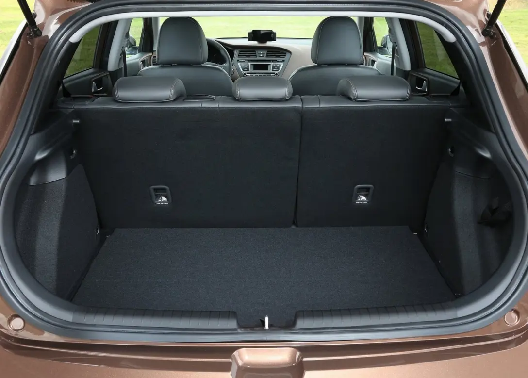 1640506-Hyundai-i20-2016-09.jpg