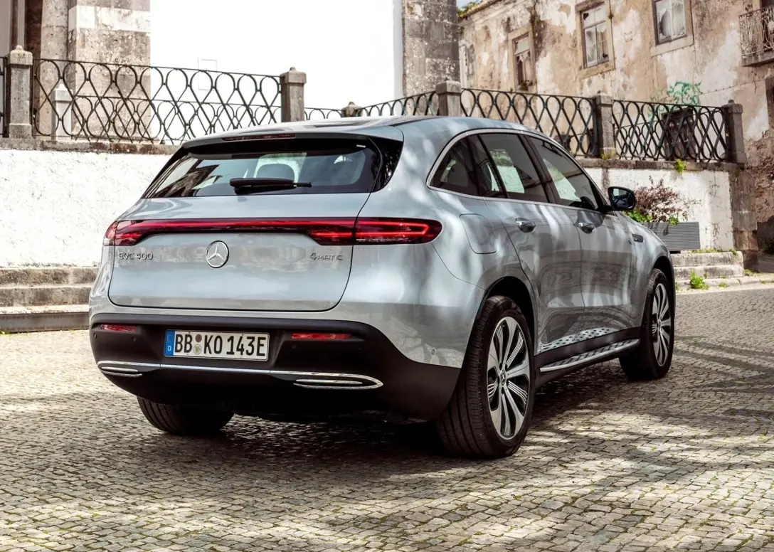 1635848-Mercedes-Benz-EQC_Edition_1886-2020-06.jpg