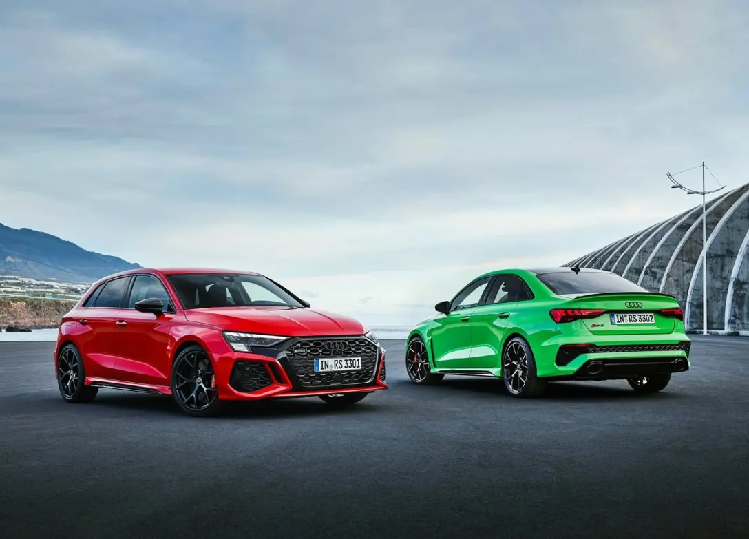 1698195-Audi-RS3-2024-04.jpg