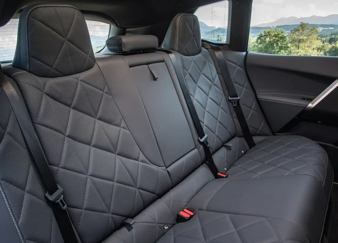1700768-BMW-iX-2024-11.jpg