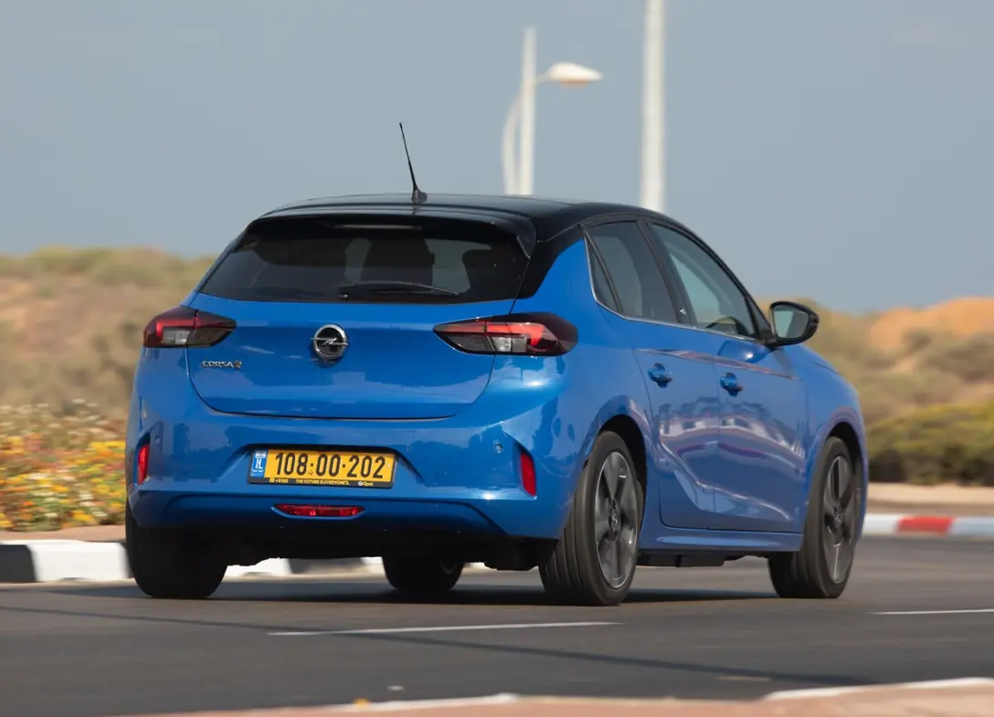 1694354-Opel-Corsa-2024-02-RT.jpg
