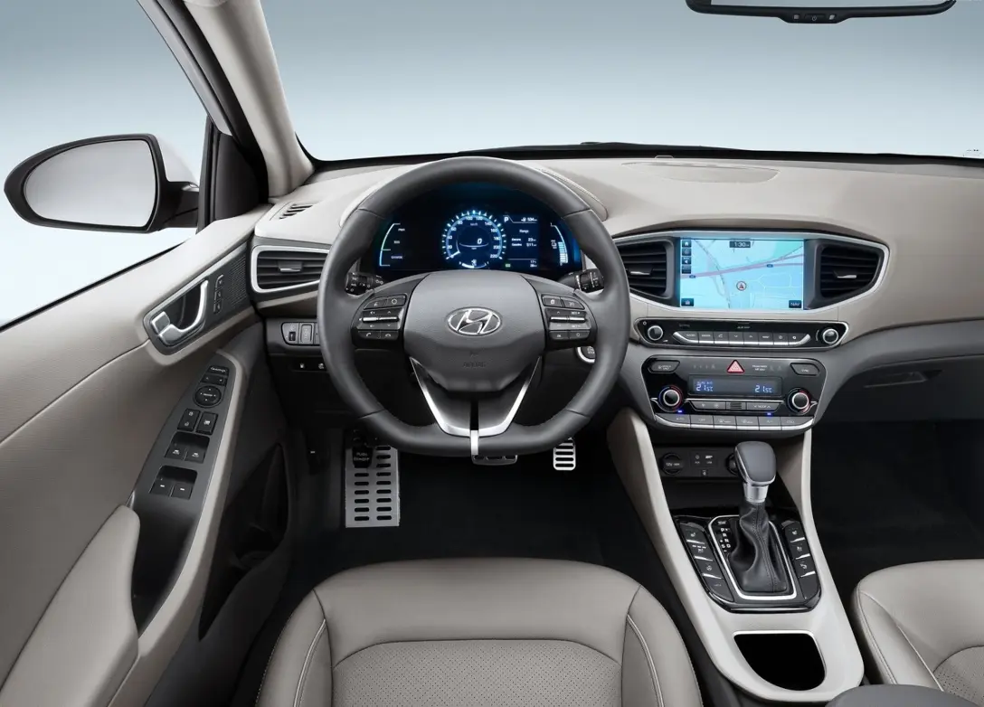 1636208-Hyundai-Ioniq-2019-05.jpg