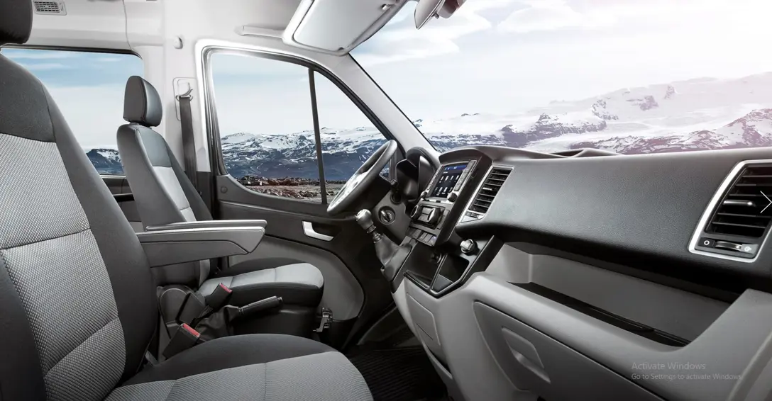 1601826-Hyundai H350 7.jpg