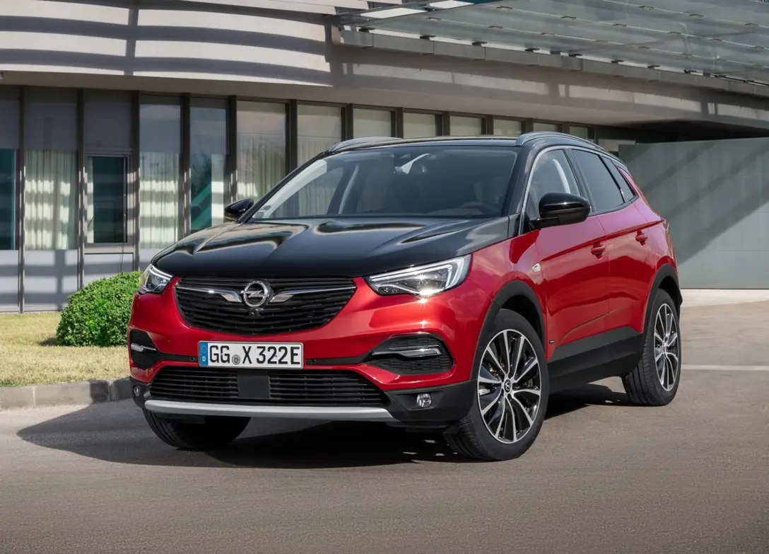 1638480-Opel-Grandland X-PHEV-07.jpg