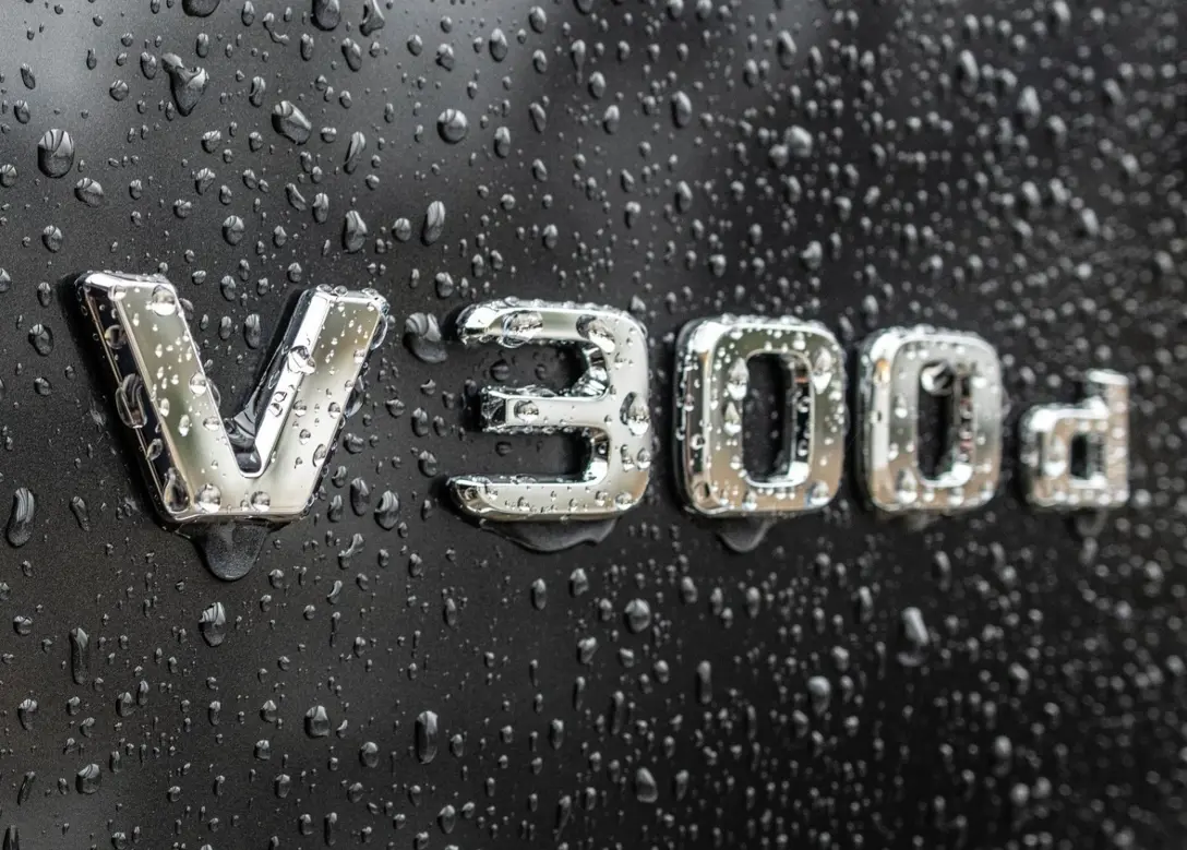 1660512-Mercedes-Benz-V-Class-2022-10.jpg