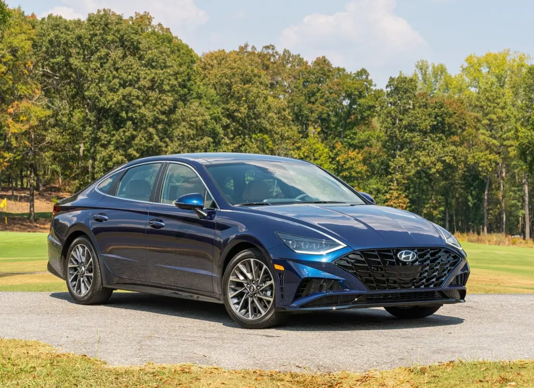 1655568-Hyundai-Sonata-2022-14.jpg