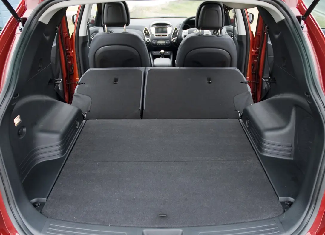 1661238-Hyundai-ix35-2013-08.jpg