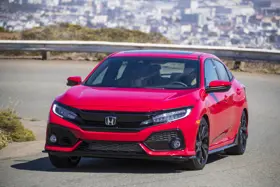 1612365-2017 Honda Civic Hatchback_076.JPG