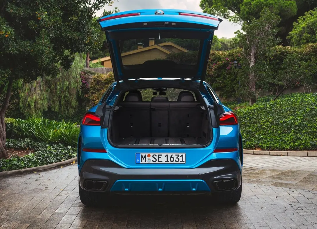 1692222-BMW-X6-2024-11.jpg