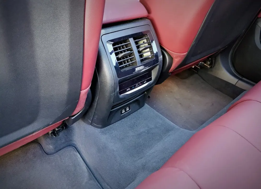 1676985-BMW-X3-2023-08YL.jpg