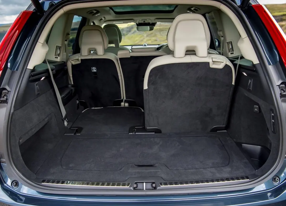 1698235-Volvo-XC90-2024-11.jpg