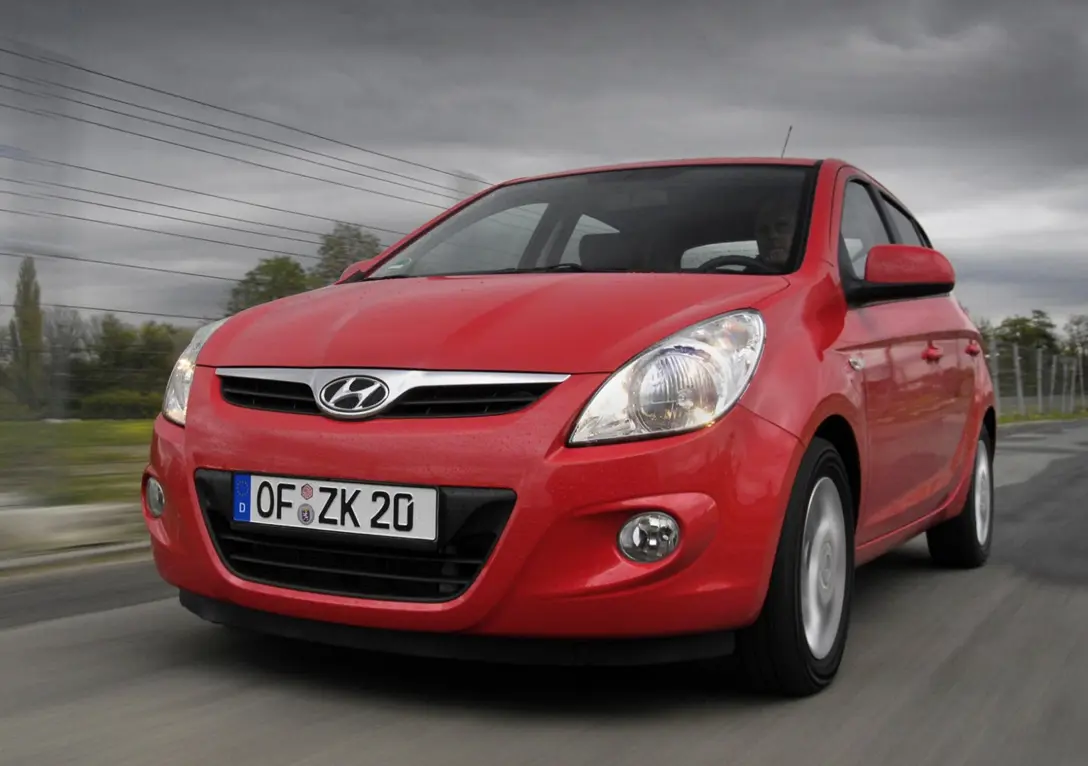 1598463-Hyundai-i20-2009-1600-09.jpg