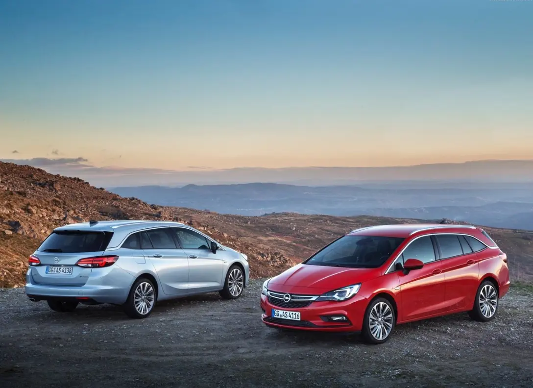 1648352-Opel-Astra-2018-07.jpg