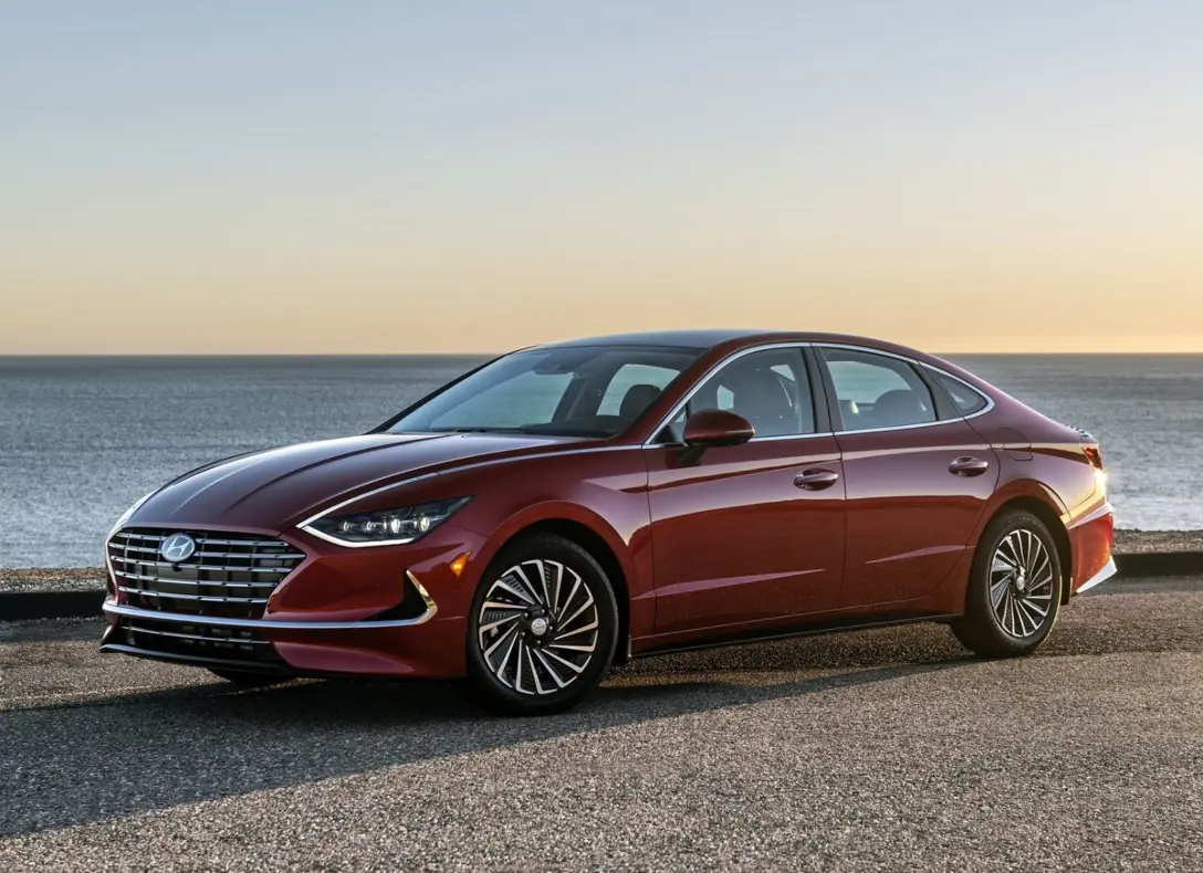 1655561-Hyundai-Sonata_Hybrid-2022-01.jpg