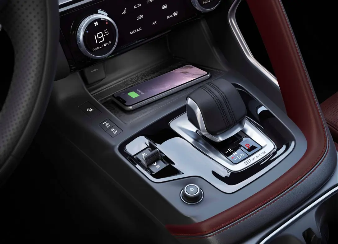 1701566-Jaguar-E-Pace-2024-08.jpg