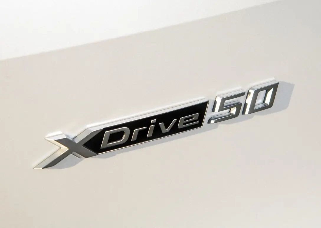 1700770-BMW-iX-2024-13.jpg