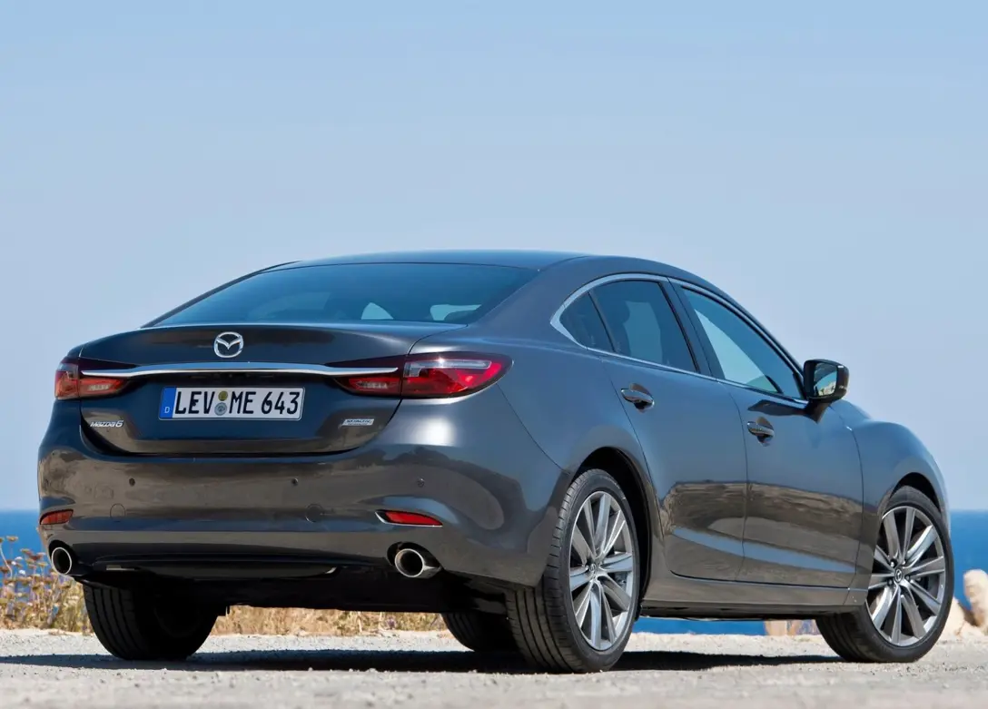 1636575-Mazda-6-2019-02.jpg