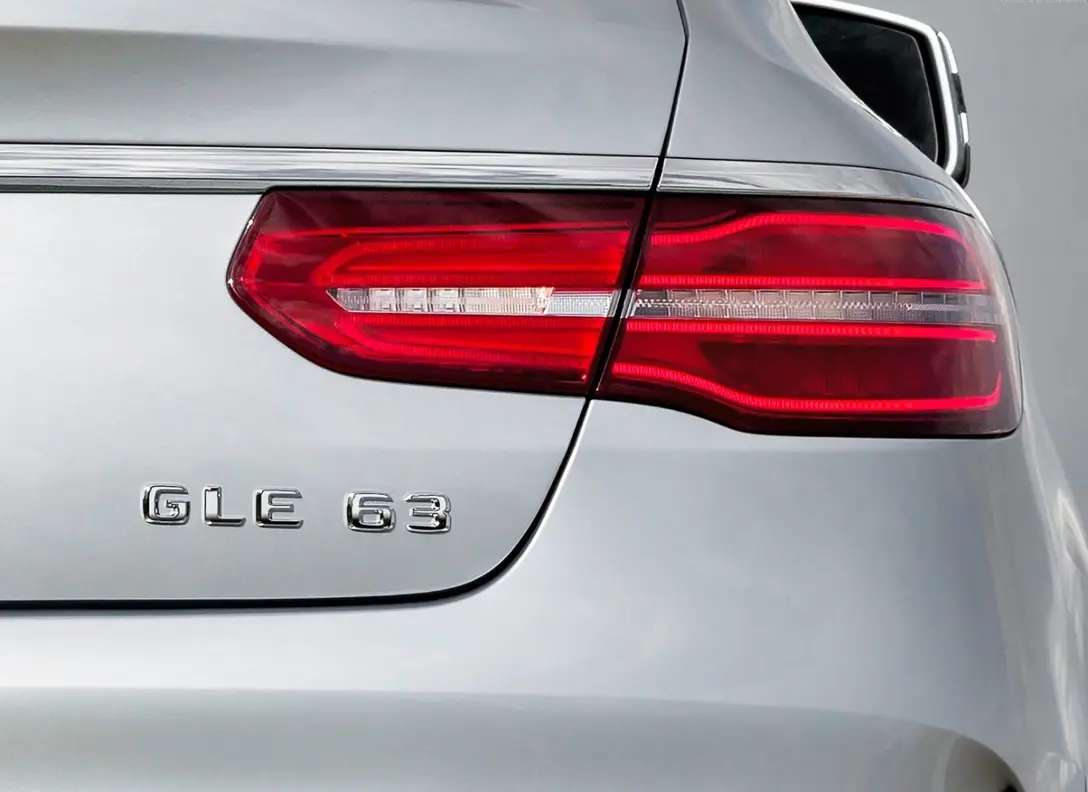 1656284-Mercedes-Benz-GLE_Coupe-2019-15.jpg