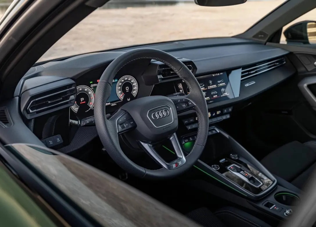 1697003-Audi-A3-Sportback-2024-06-FL.jpg