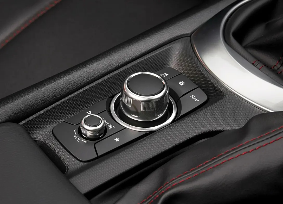 1661148-Mazda-MX-5-2022-09.jpg
