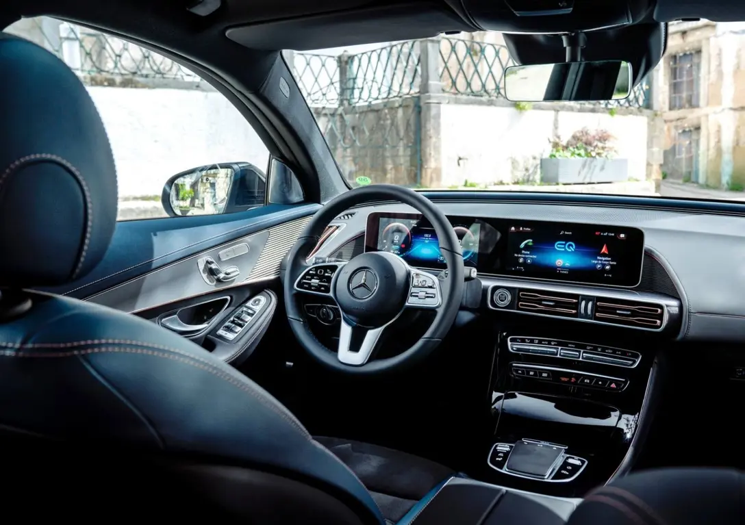 1635842-Mercedes-Benz-EQC_Edition_1886-2020-07.jpg