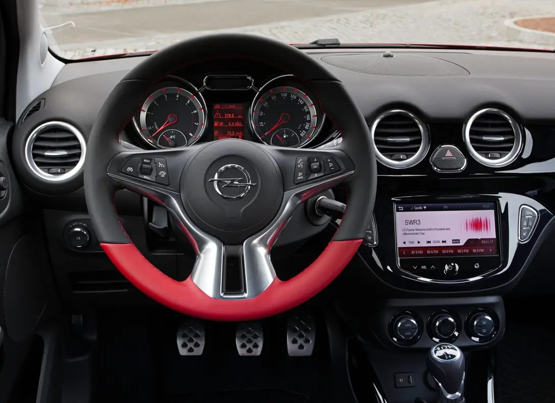1658883-Opel-Adam-2019-13.jpg
