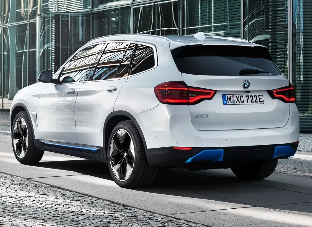 1642641-BMW-iX3-2021-04.jpg