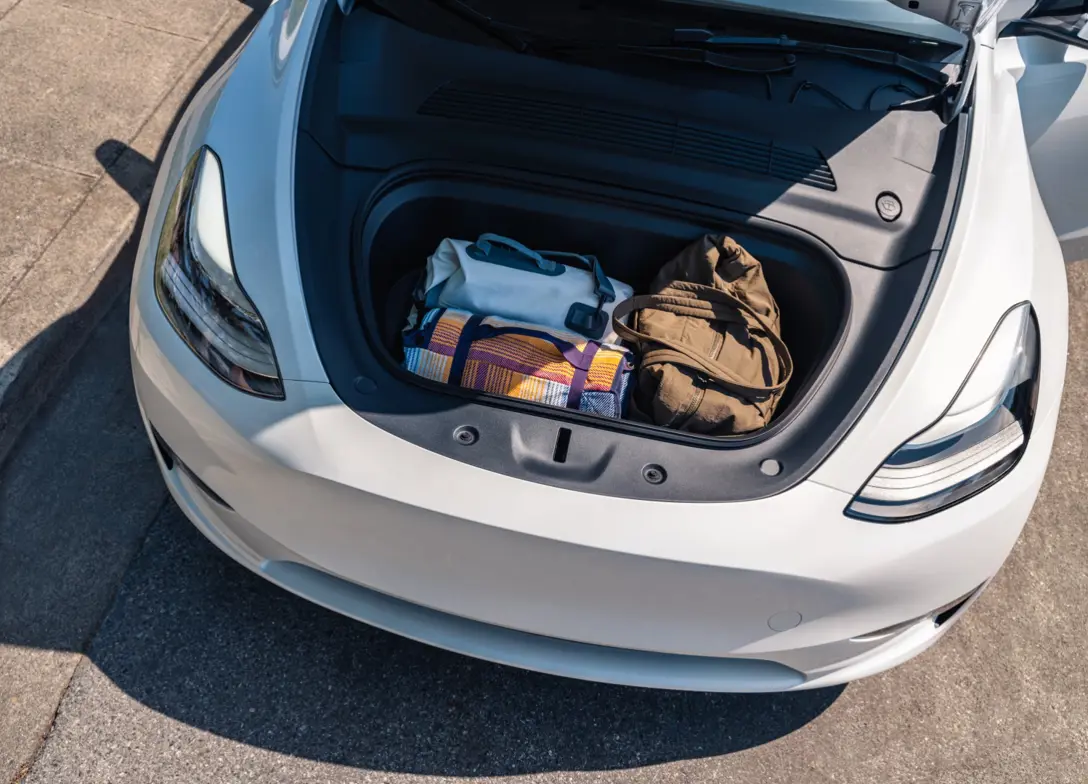 1694097-Tesla-Model_Y-2024-09.jpg