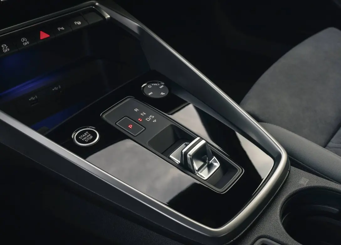 1695335-Audi-A3_Sportback-2024-08.jpg