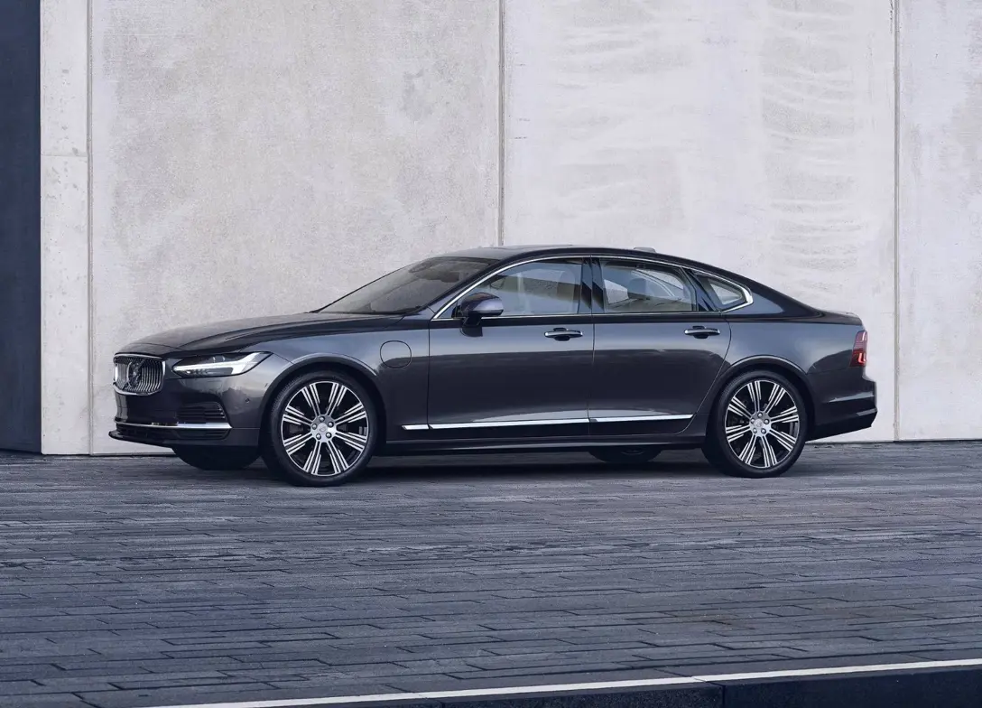 1701533-Volvo-S90-2024-04.jpg