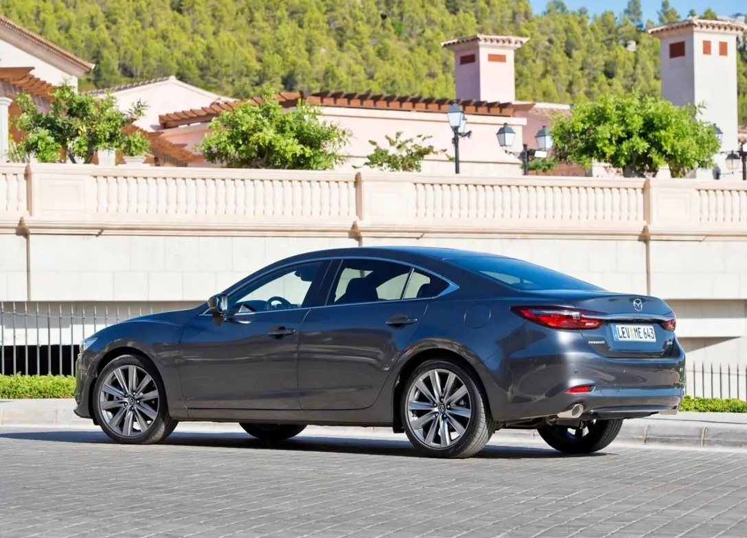 1696472-Mazda-6-2024-03.jpg
