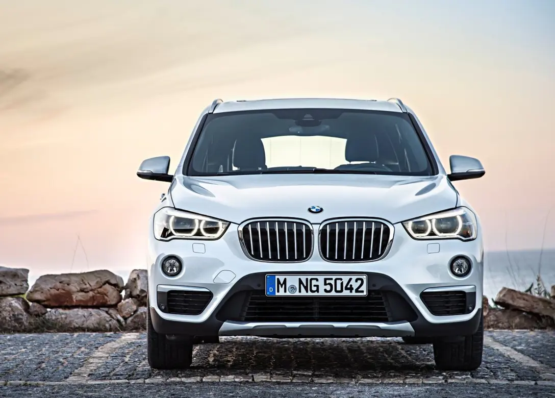 1648906-BMW-X1-2016-1600-89.jpg