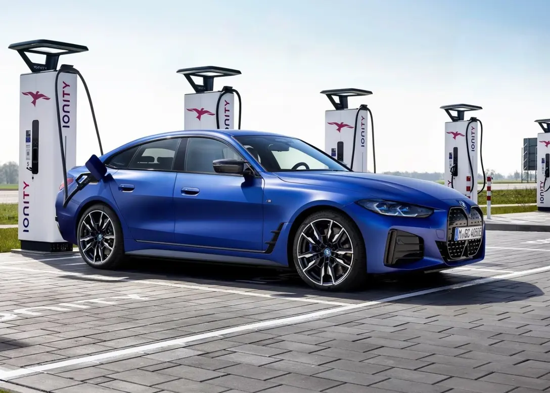 1700723-BMW-i4-2024-01.jpg