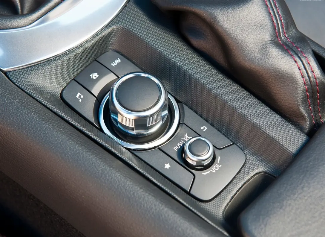 1652482-Mazda-MX-5-2021-06.jpg