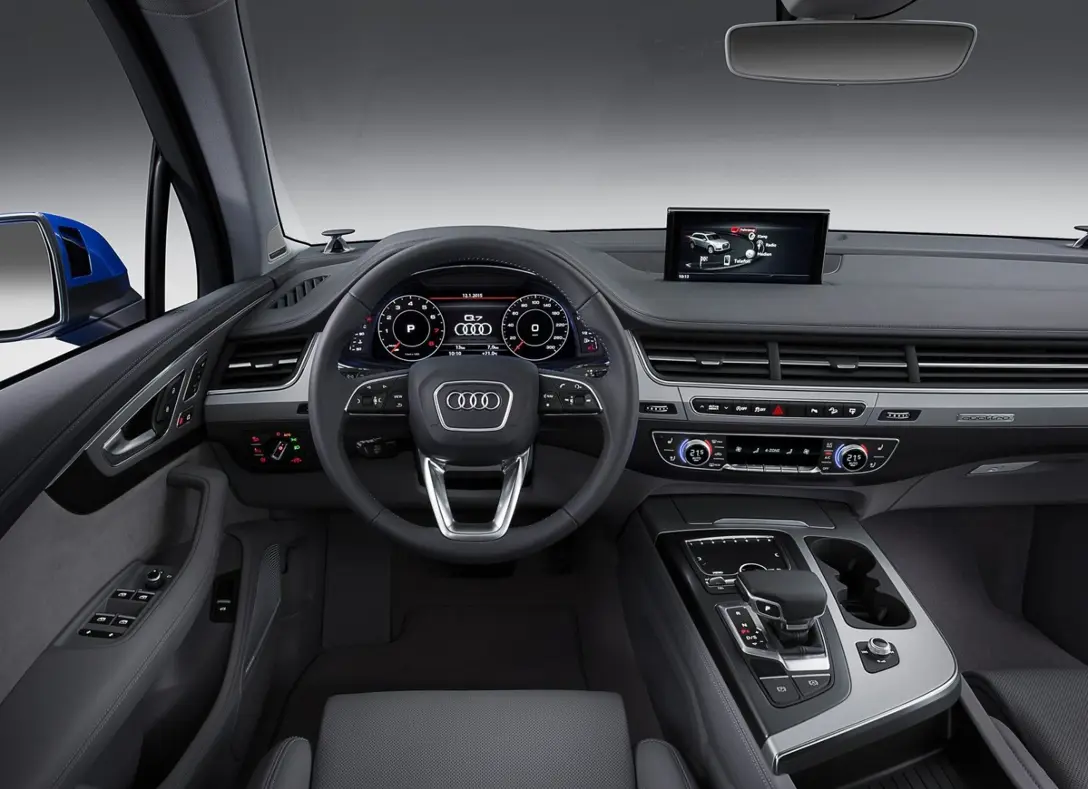 1648486-Audi-Q7-2017-05.jpg