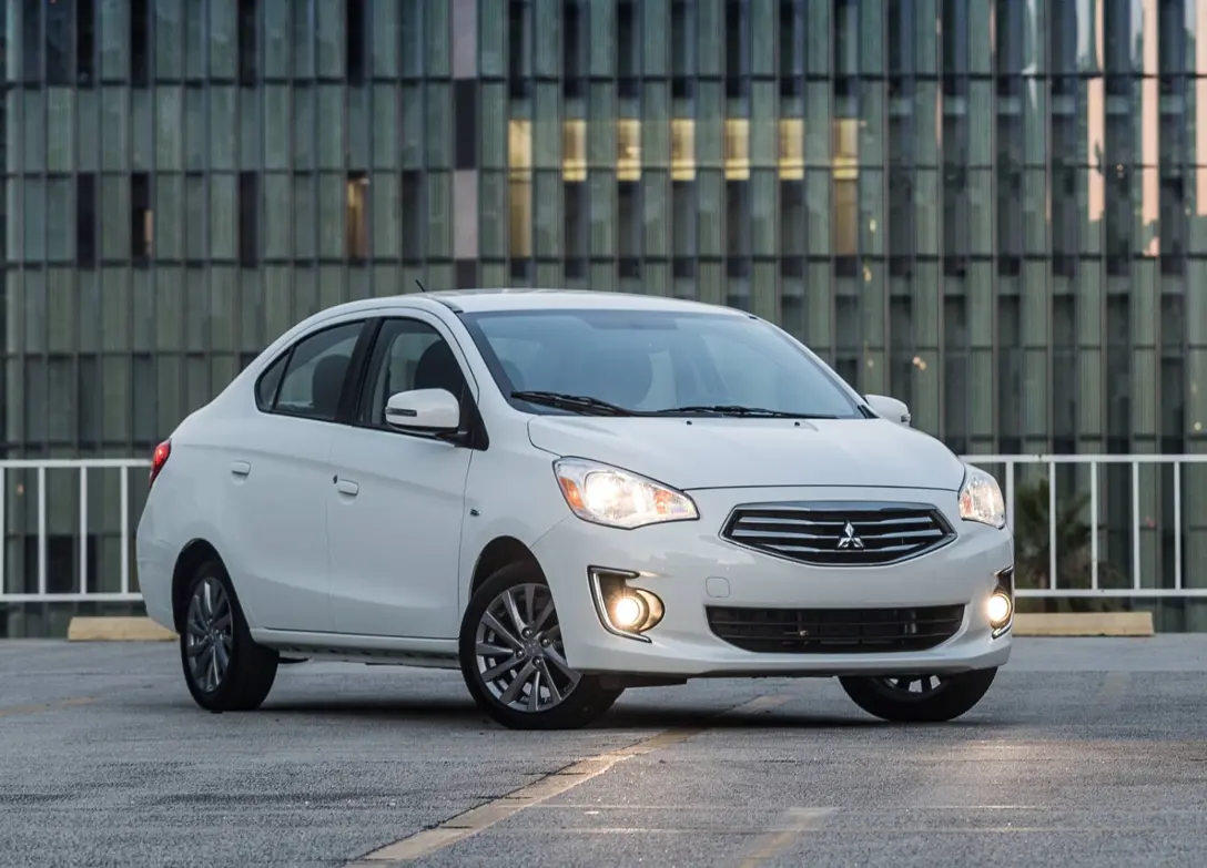 1643425-Mitsubishi-Attrage-2016-02.jpg