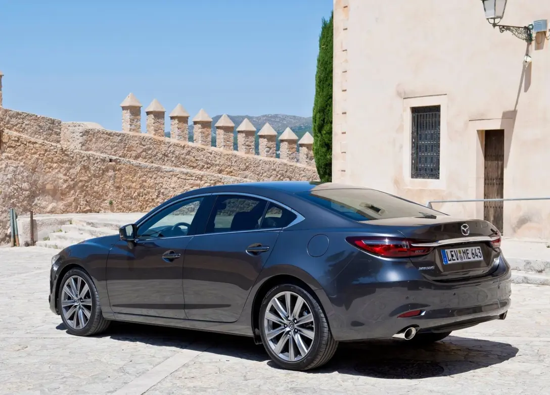 1675841-Mazda-6-2023-03.jpg