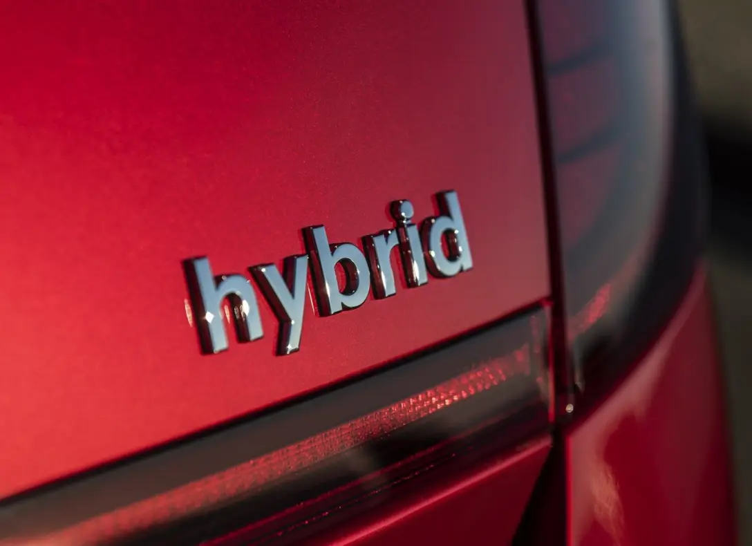 1655566-Hyundai-Sonata_Hybrid-2022-12.jpg